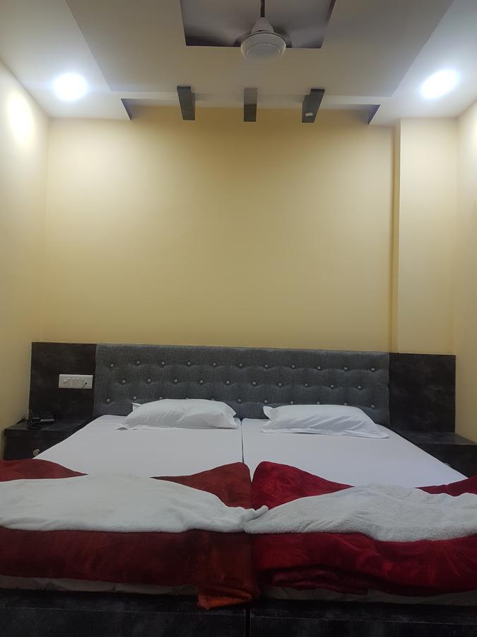Hotel Grand Palace Гая Экстерьер фото